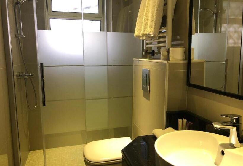 اتاق استاندارد, Gondola Hotel & Suites