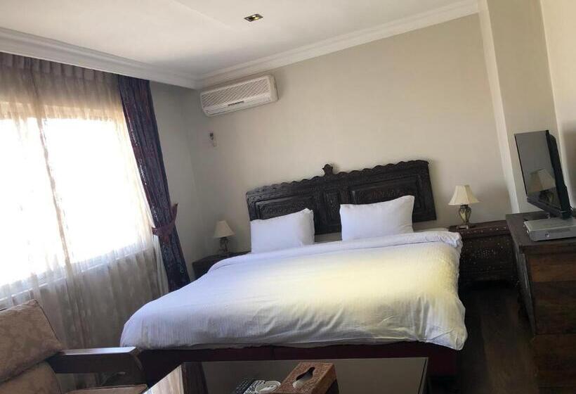 اتاق لوکس, Gondola Hotel & Suites