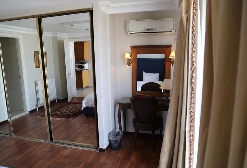Suite with Terrace, Gondola Hotel & Suites