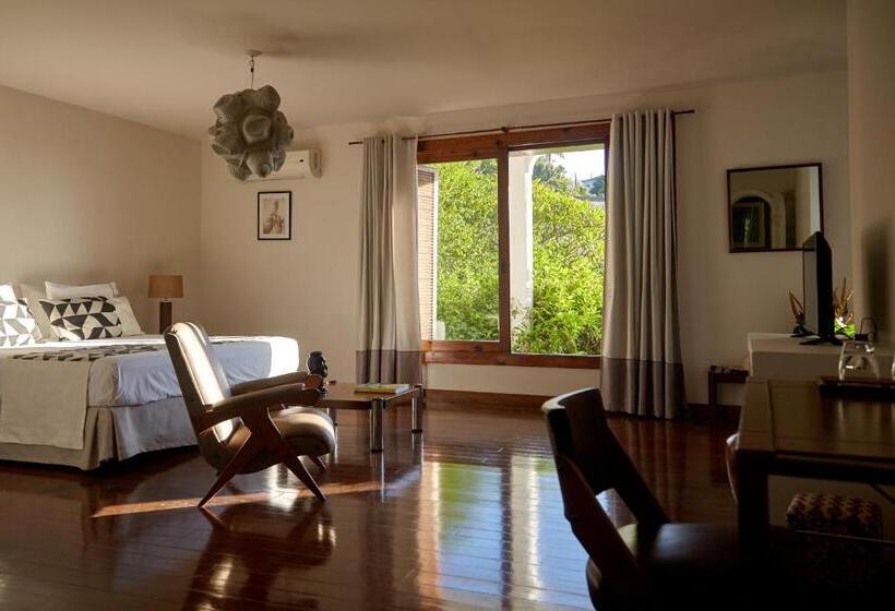 سوییت جونیور, Mama Ruisa Boutique