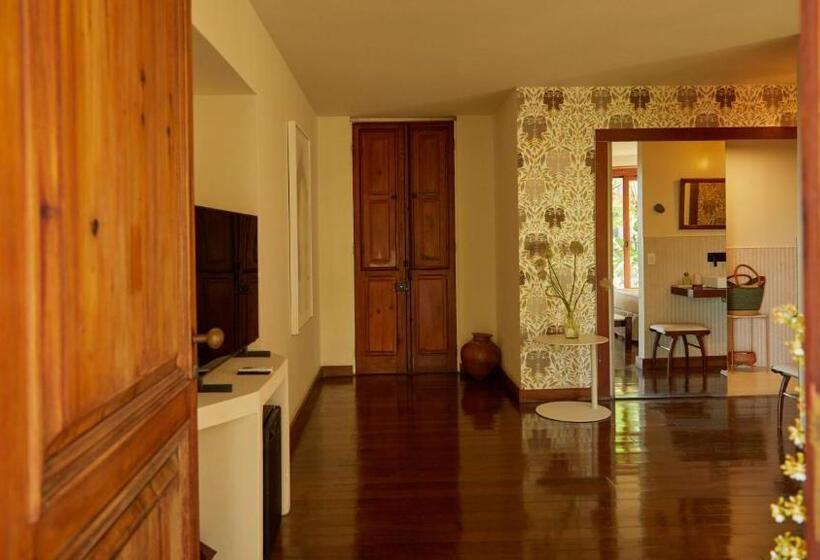 آپارتمان لوکس 1 خوابه, Mama Ruisa Boutique