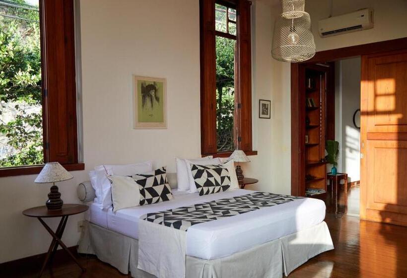 سوییت جونیور, Mama Ruisa Boutique