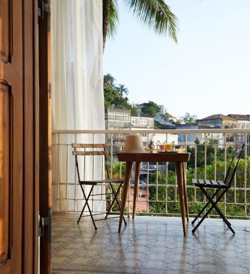 سوییت جونیور, Mama Ruisa Boutique