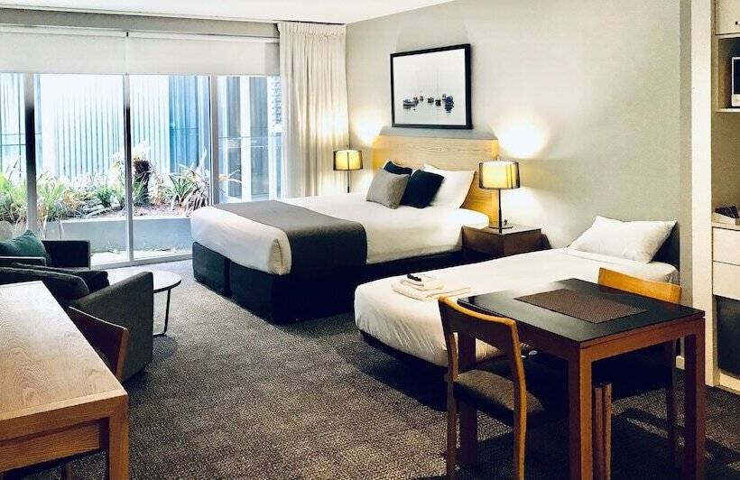 Студио Executive, Quest Brighton On The Bay