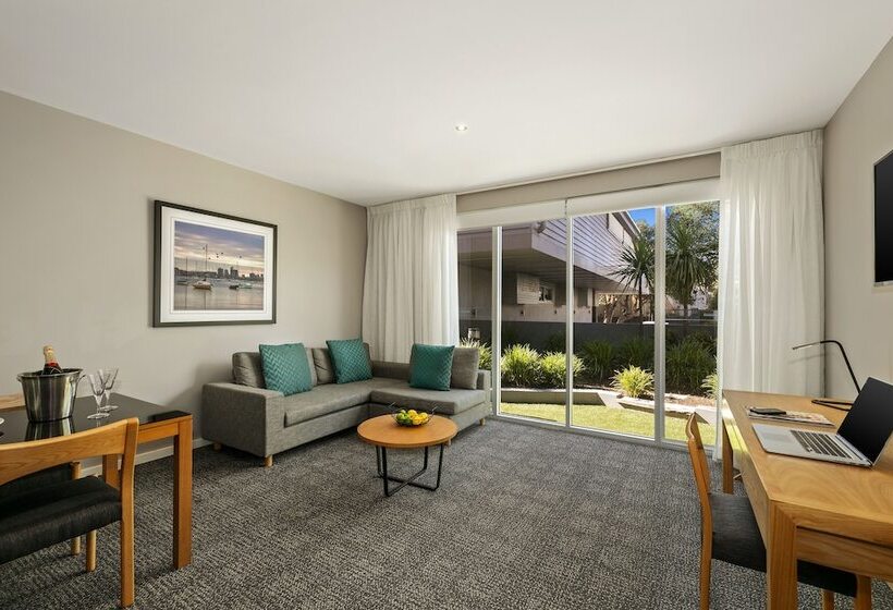 Студио Executive, Quest Brighton On The Bay