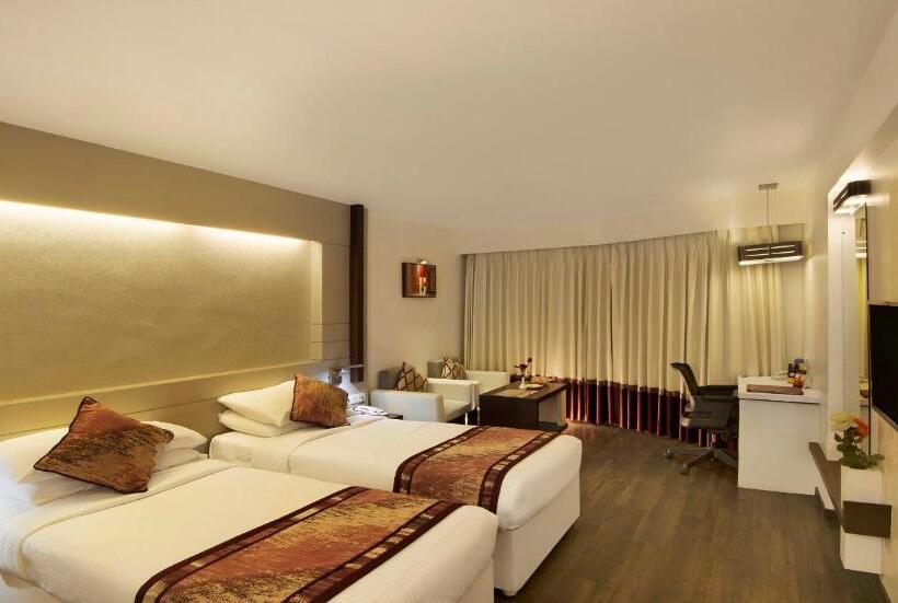 Номер Стандарт, Sayaji Indore