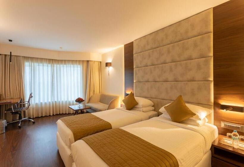 Номер Стандарт, Sayaji Indore