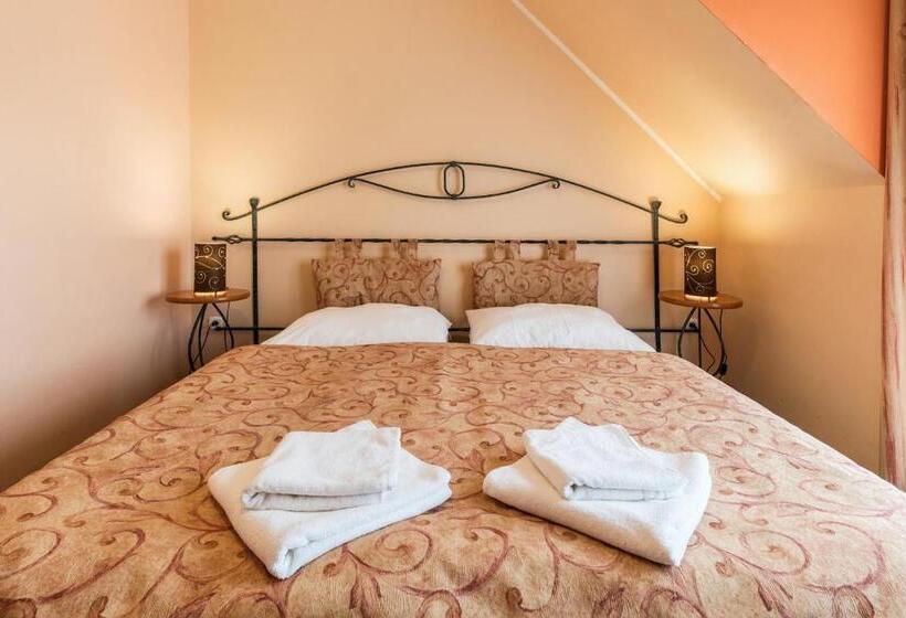 スタンダードルーム, Kyjovský Pivovar Hotel, Restaurace, Pivní Lázně