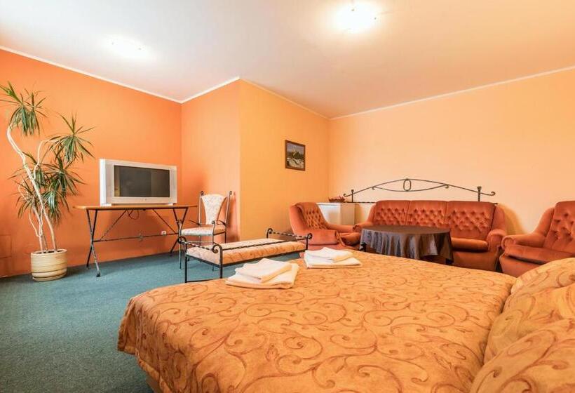 スイート, Kyjovský Pivovar Hotel, Restaurace, Pivní Lázně