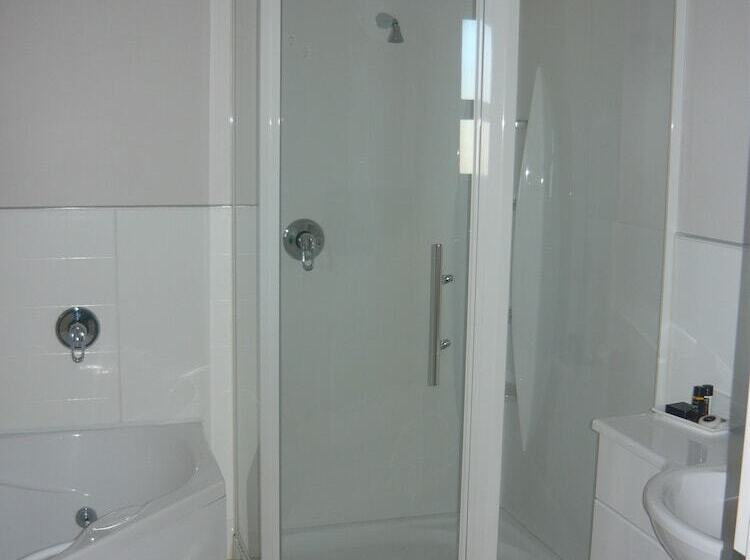 디럭스 스튜디오, Asure Avenue Motor Lodge