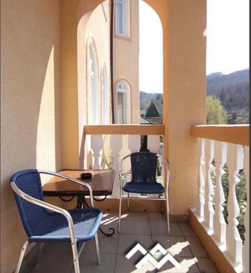 Habitació Estàndard amb Balconada, гірський узвіз