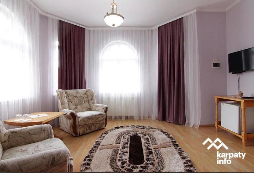 Family Room, гірський узвіз