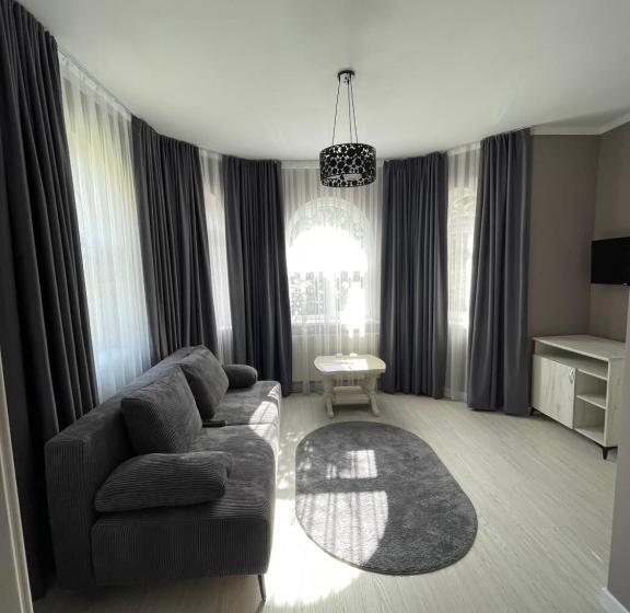 Habitació Familiar Superior, гірський узвіз