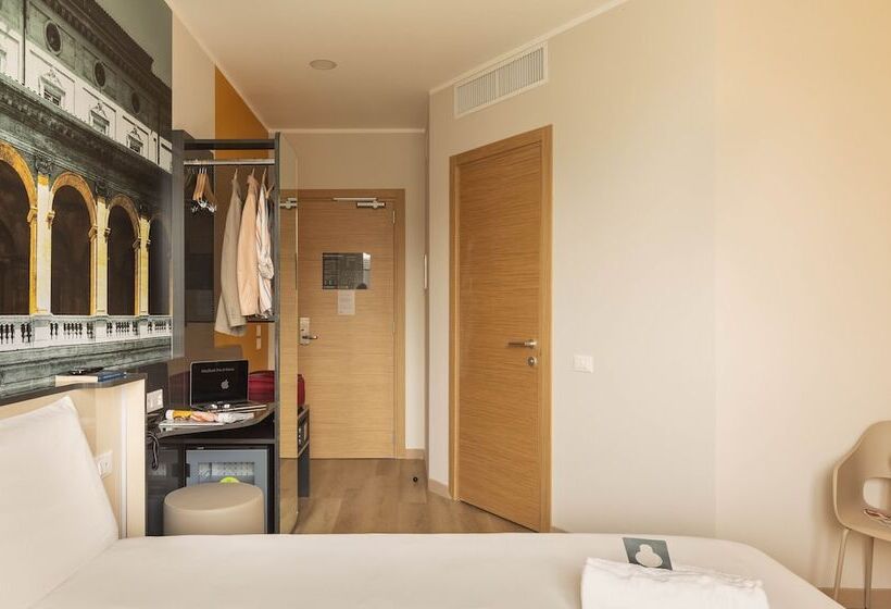 适合残疾人使用的标准间, B&B Hotel Roma Fiumicino Aeroporto Fiera 2