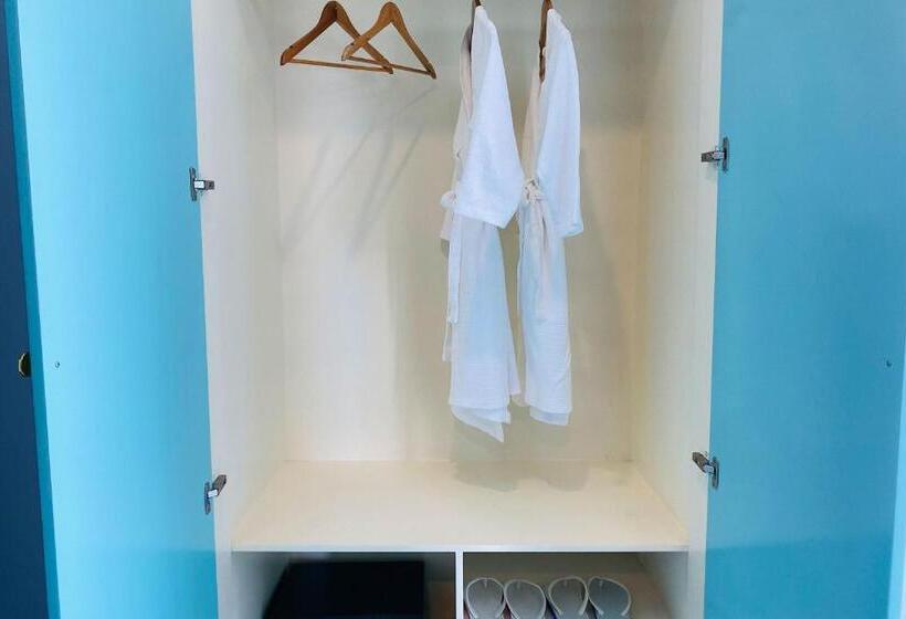 غرفة ديلوكس مزودة بشرفة, Kampot Sunny