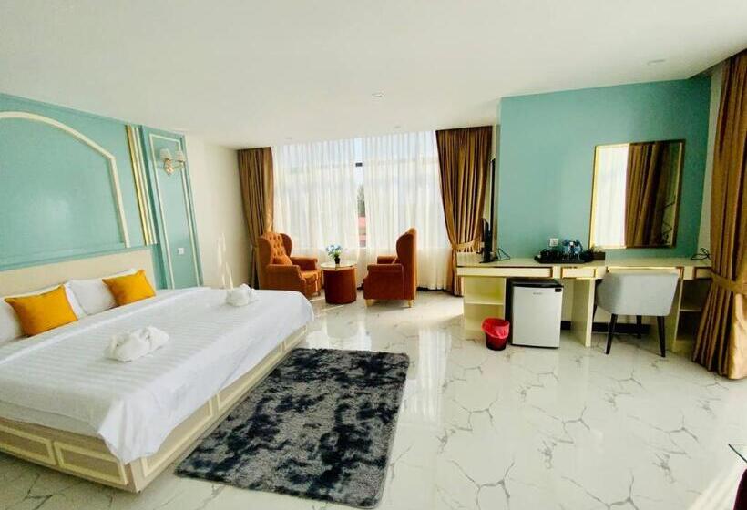 غرفة ديلوكس مزودة بشرفة, Kampot Sunny