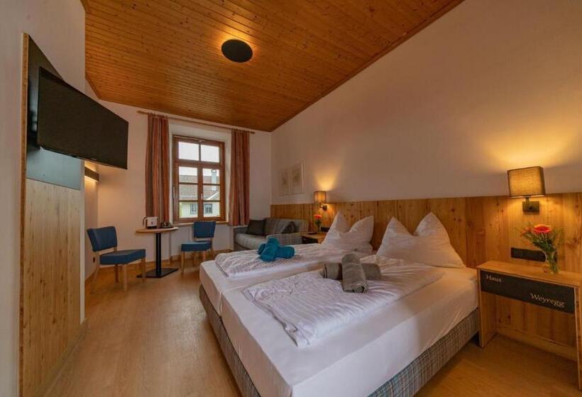 家庭间, Haus Weyregg   Pension