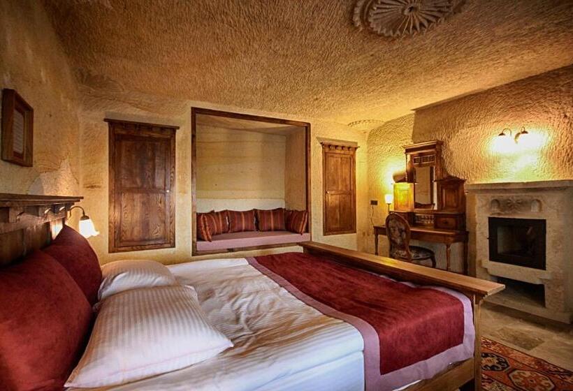 غرفة ديلوكس ثلاثية, 1811 Cave