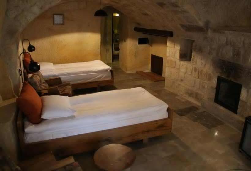 غرفة ديلوكس, 1811 Cave