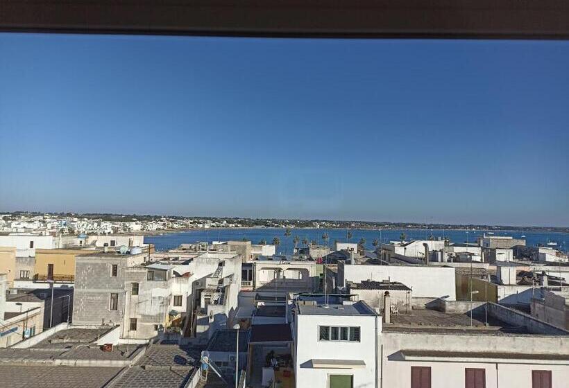 Triple Room Sea View, B&b Camere Porto Cesareo