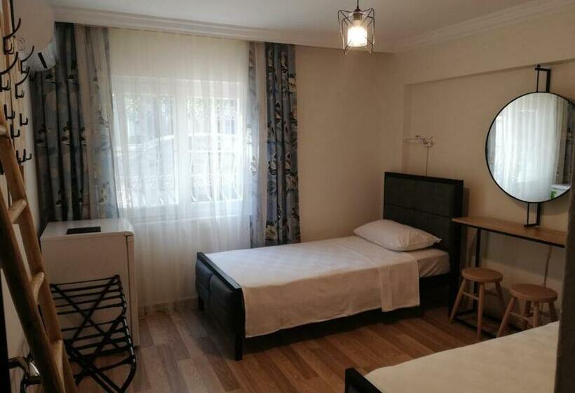 غرفة قياسية حمام مشترك, İde Beach Home