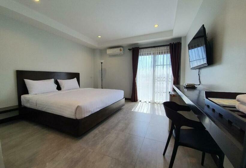 디럭스 룸, T Nee Hotel@udon