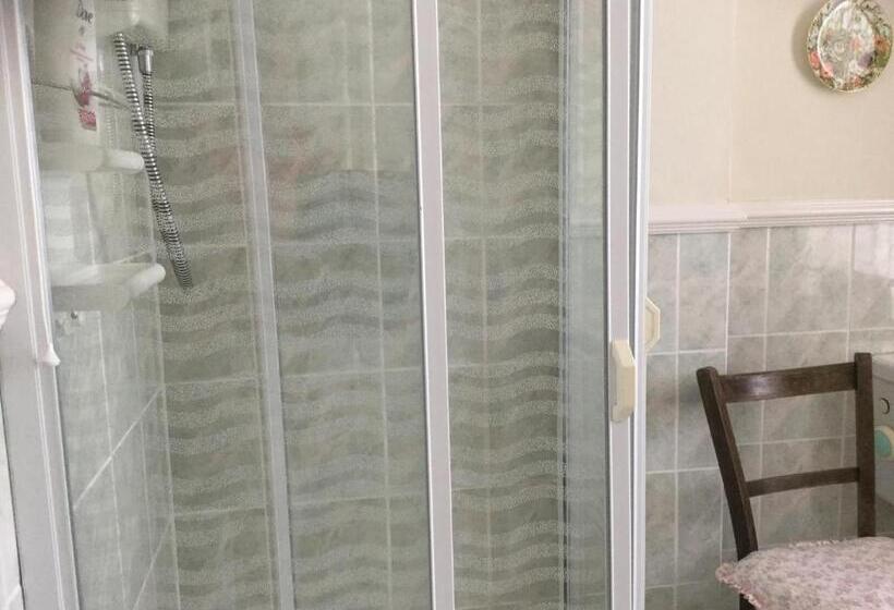 ガーデンビュースタンダードルーム, Crammond House