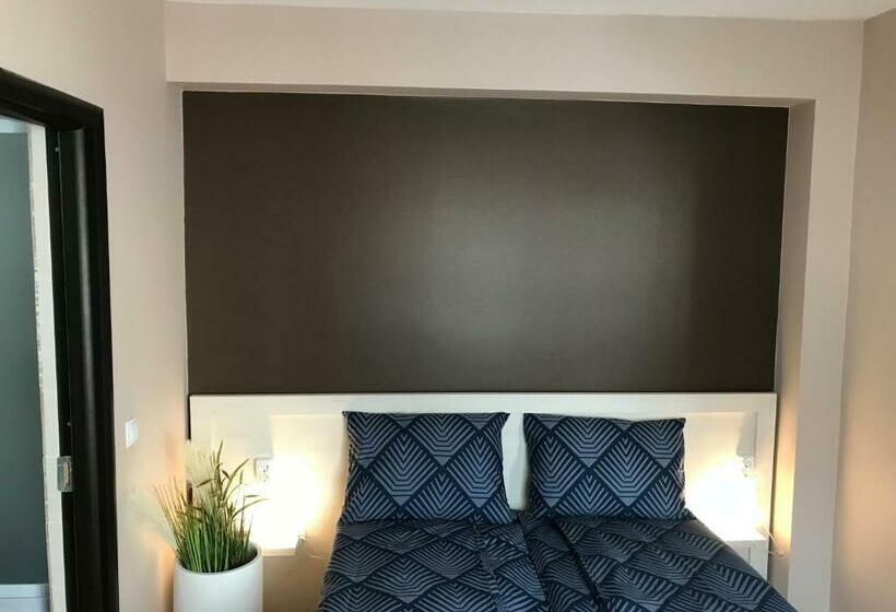 Номер Стандарт Вид на Горы, Wellion