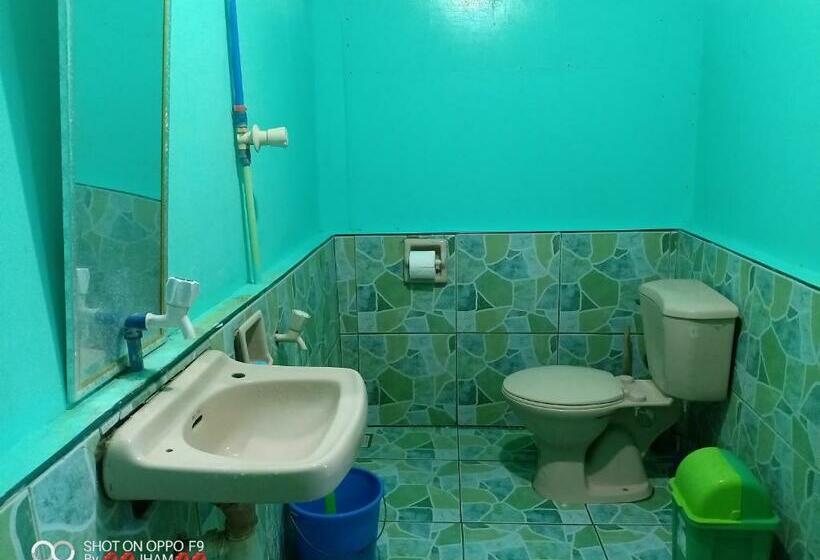 חדר סטנדרט נוף לים עם מרפסת, Valine Grace Cottages