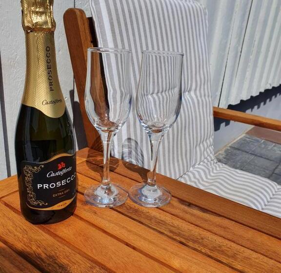 スタンダードルーム, Byxelkrok, Solis