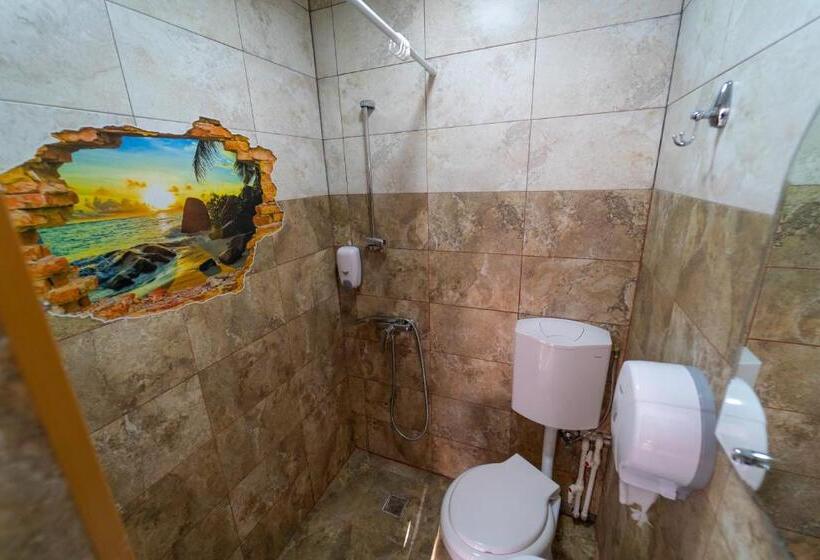 شقة غرفتين, Philadelphia