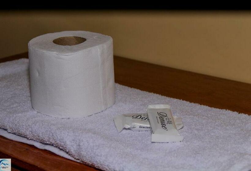 غرفة قياسية, Hostal Cordillera Azul