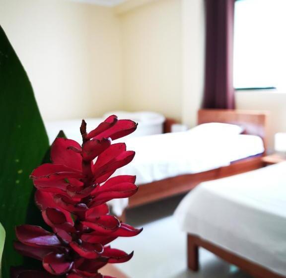 デラックスファミリールーム, Hostal Cordillera Azul