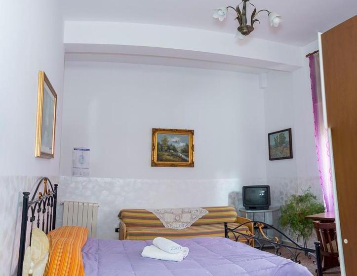 Четырехместный Номер Стандарт, Al Borgo Vacanze B&b