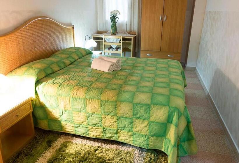 Номер Deluxe, Al Borgo Vacanze B&b