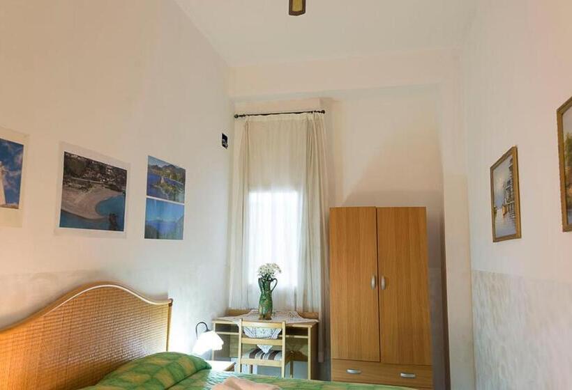 デラックスルーム, Al Borgo Vacanze B&b