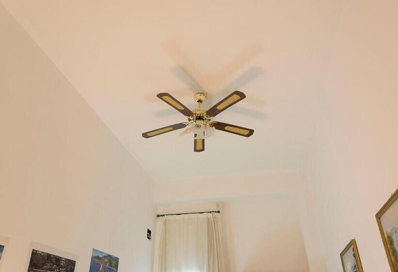 デラックスルーム, Al Borgo Vacanze B&b