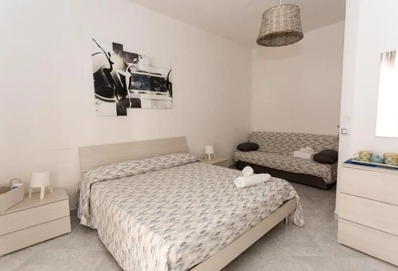 اتاق استاندارد سه نفره, B&b La Barcaccia