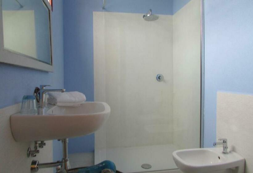 חדר סטנדרט עם מיטת קינג, Cavalli Di S Arcaite