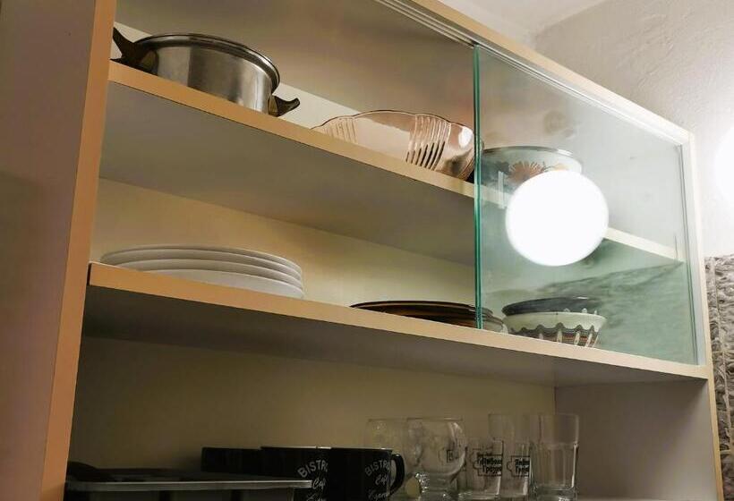 Студио Стандарт с Террасой, Guesthouse Slavkova