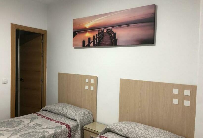 Номер Стандарт, Hostal Guerra