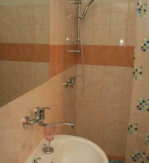 חדר סטנדרט לשלושה, Penzion Atlas