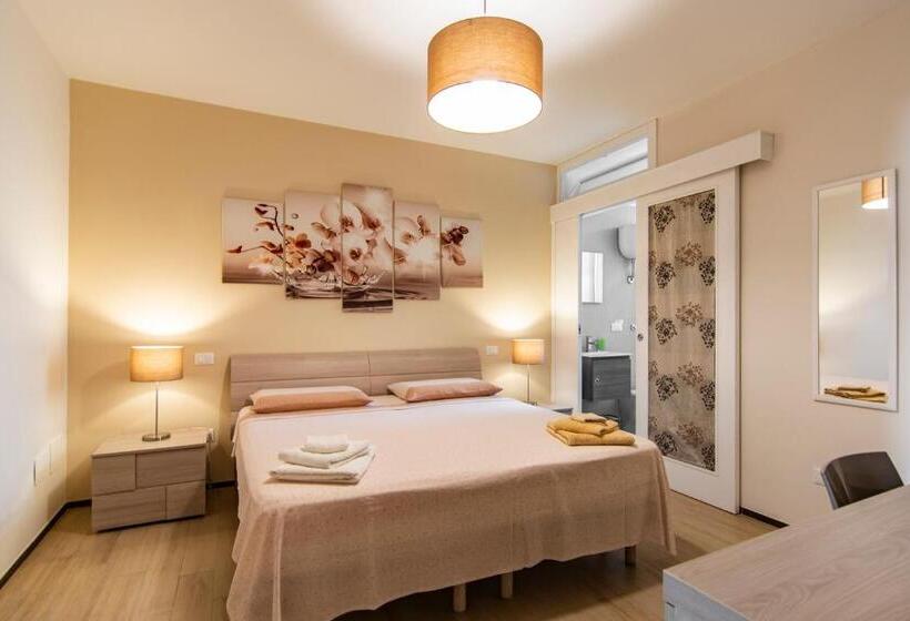 غرفة ديلوكس سرير كينج, Chiardiluna