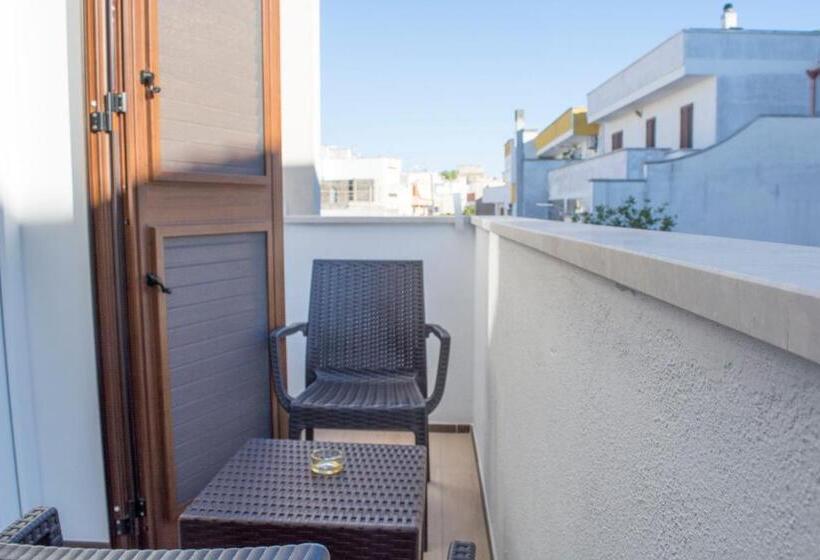 غرفة قياسية سرير كينج, Chiardiluna