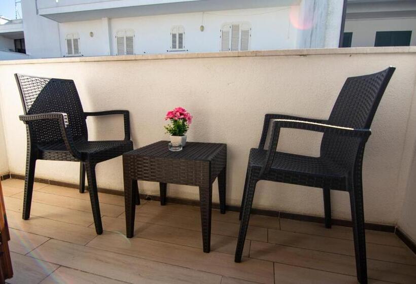 غرفة قياسية سرير كينج, Chiardiluna