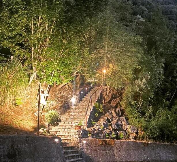 غرفة قياسية, I Suoni Di Valle Martina