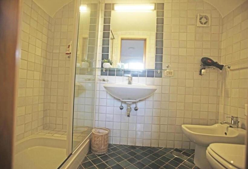 スタンダード４人部屋, Residenza L Isola Capri