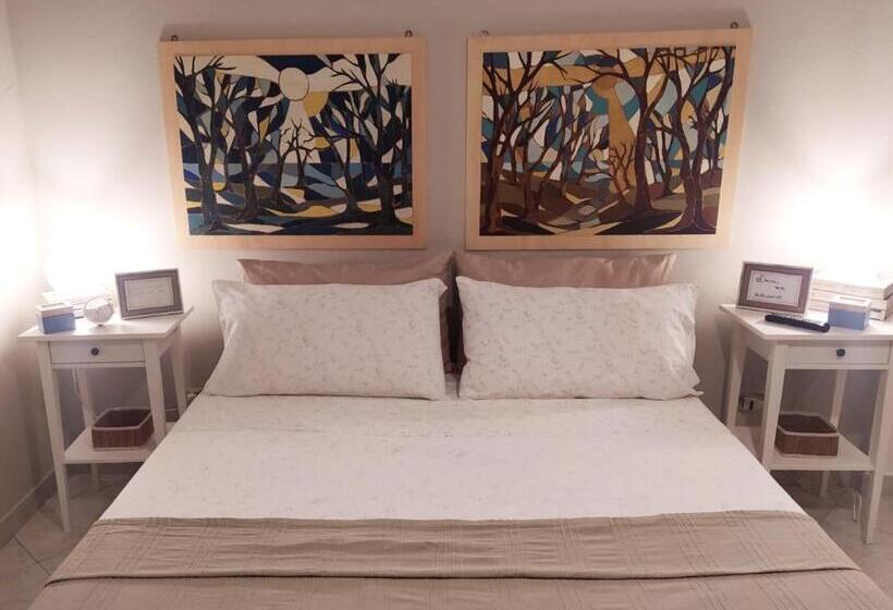 标准间, A Due Passi Dal Mare