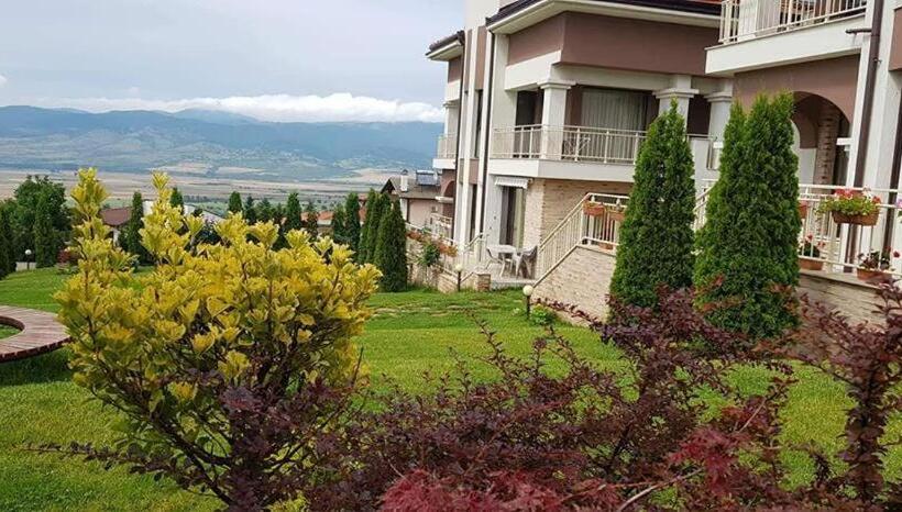 Habitaci�n Est�ndar Abuhardillada, Vikeya Guest House