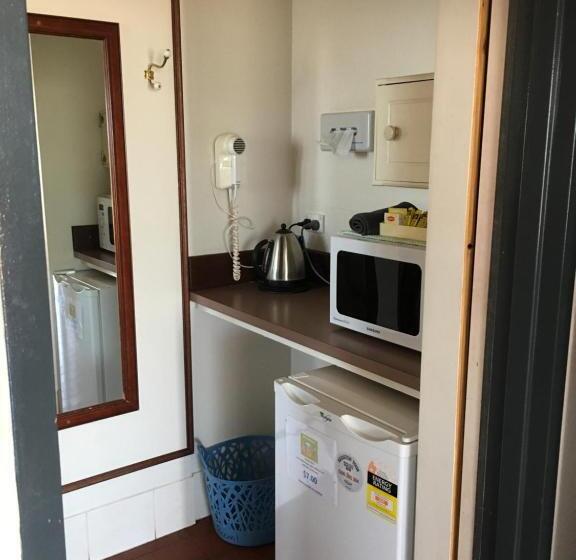 اتاق اکونومی, Airport Whyalla Motel